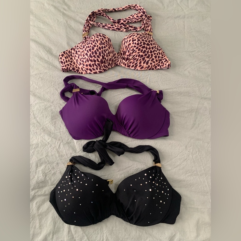 Lot Victoria’s Secret swim tops
